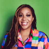 Jocelyn Smith's Instagram, Twitter & Facebook