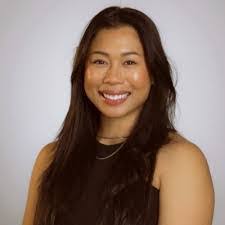 Danielle Darisse's Instagram, Twitter & Facebook