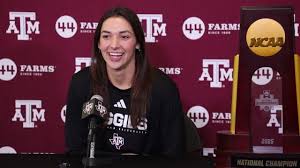 75 devushka prygaet na molodom chlene parnya