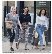 Katie goodland and his current status harry and katie lead a very happy life in the company of their immediate family and three beautiful children at a mansion in london. Pregnant Harry Kane Wife Katie Flaunts Her Baby Bump During Work Out With Friends Report Minds