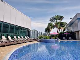 Free upgrade to balcony deluxe stateroom. Singapore Changi Airport Swimming Pool Best Things To Do On A Stopover Escape Com Au