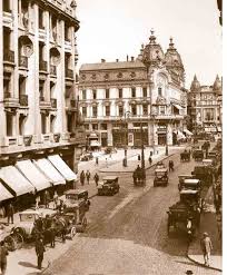 Perioada interbelică a fost marcată de reforme sociale variate introduse de guvernul frontului popular. Calea Victoriei In Perioada Interbelica Bucharest Old Photos Bucharest Romania