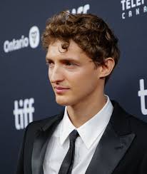 Aliocha Schneider — Wikipédia