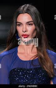 Lola Madrid's Instagram, Twitter & Facebook