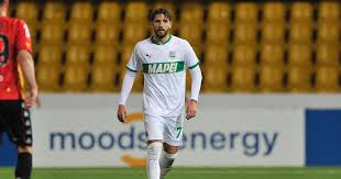 Maffia / uk sports pics nonostante la sconfitta contro il milan, manuel locatelli ha giocato l'ennesima ottima partita nel centrocampo del sassuolo. Juve Plan Fresh Talks With Sassuolo Over 40m Arsenal Target