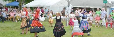 Presidente da Câmara de Vila do Porto junto da comunidade nos EUA