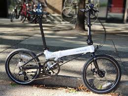 Buy dahon dream glo in singapore,singapore. Dahon Launch D8 White Black Jv Bike