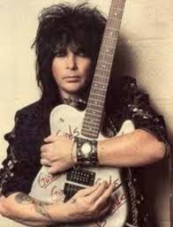 Mick Mars Birth Name Robert Deal Lead Guitarist For Motley Crue From Terre Haute Indiana Mick Mars Motley Crue Motley