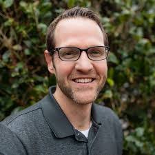 Ethan Tipton's Instagram, Twitter & Facebook