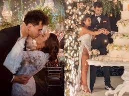 Check spelling or type a new query. I Tre Abiti Da Sposa Di Elettra Lamborghini Il Prezzo E Chi Ha Firmato I Vestiti Per Il Matrimonio
