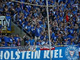 1 guido burgstaller (fw) st. Zweitliga Nordderby Holstein Kiel Gegen Fc St Pauli Ausverkauft