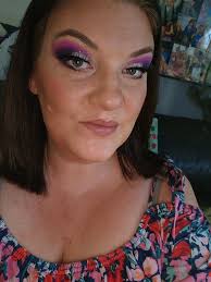 Hi everyone! Does anyone know who can do this beautiful brown color