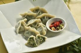 Masukkan ayam, lobak dan bawang besar ke dalam satu bekas besar dan gaul rata kemudian barulah kamu kukus dumpling dan masak selama 20 minit, dumpling dah siap boleh. Mewah Ala Restoran Begini Resep Mudah Bikin Dumpling Ayam Di Rumah Guideku Com