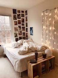 Pin By Velizrushelle On Bedroom Ideas Dorm Room Decor Small Room Bedroom Aesthetic Bedroom