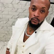 Darius Collier🍾🦾🏁FLA👑ATL👑NYC (@champagne_reik) • Instagram photos and  videos