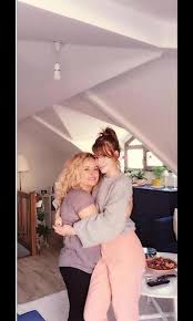 Racon dizisinin kadrosuna dahil oldu fakat dizinin yayın ömrü kısa sürdü. Baris Arduc On Twitter 8 Mart Ta Tebrikler Anne Cok Sevyourum Cok Elcinsangu Anne Like4like Follow Iloveyoumom