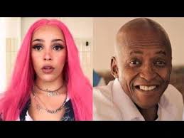 Amala ratna zandile dlamini (born october 21, 1995), known professionally as doja cat, is an american singer, rapper, songwriter, and record producer. Real Reason Why Sa Famous Actor Dumisani Dlamini Left His Daughter Doja Cat And Her Mother In Usa Style You 7