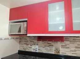 Brinda a tus invitados la funcionalidad de las la funcionalidad y la estética son factores esenciales en los accesorios que constituyas a tu casa. Cocina En Color Rojo Cocinas Integrales Y Accesorios Para Cocina Facebook