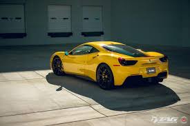 The connector was a round connector with a pin in the center, clearly not xbox one compatible. The Yellow Of The Egg Ferrari 488 Gtb On Vossen M X2 Alus