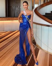 Với nhan sắc và thần thái ngày càng xinh đẹp, quyến rũ; Nhá»¯ng Trang Phá»¥c Ä'áº¹p Nháº¥t Cá»§a Hoang Thuy á» Miss Universe