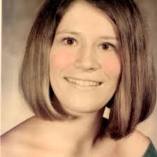 Charlotte Bearden's Instagram, Twitter & Facebook