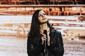 Del rey was born elizabeth woolridge grant in. Lana Del Rey S Gun Control Track Responds To Both Mass Shootings And Pop Purism Vanity Fair