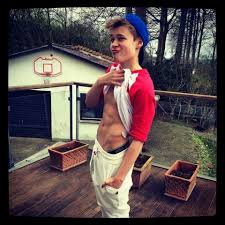 His birthday, what he did before fame, his family life, fun trivia facts, popularity rankings, and more. Pin On Benjamin Lasnier