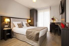 Residence Sejours Affaires A Aix En Provence Studio Avec Lit Double Apparthotel Voyages Hotel Decoration Maison Sejour Appartement