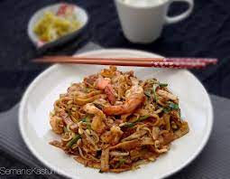 Kueyteow tu basuh dan tos dulu hingga kering. Kuey Teow Goreng Chinese Style Swesia S Journey