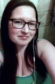 Amanda Leedy's Instagram, Twitter & Facebook