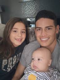 ANGIE RUEDA (@AngieRuedaPrada)