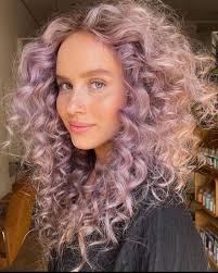 D'altronde va bene la … Tagli Capelli Primavera Estate 2021 Tutte Le Tendenze