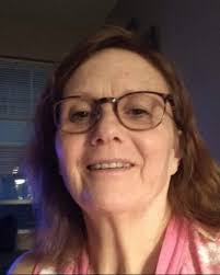 Lori Parry's Instagram, Twitter & Facebook