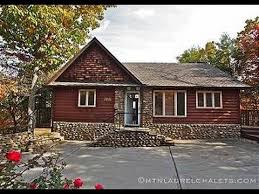 Gatlinburg five bedroom cabins and pigeon forge five bedroom cabins offer the serenity of the great smoky mountains national park with the most amazing views right from the cabin. Gatlinburg Manor A 5 Bedroom Cabin In Gatlinburg Tn Perfect For Family Vacation Price P Gatlinburg Cabin Rentals Gatlinburg Cabins Cabins In Gatlinburg Tn
