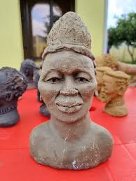 Ubumba Olungashi: A Case Study of South African Artist Hezekiel Ntuli's  Unfired Ceramics.