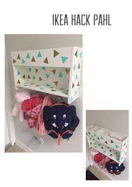 ikea hack pahl kinderkapstok gemaakt van een opbouwdeel van een bureau ikea pahl super handig met een plankje en drie vak kinder zimmer kinderzimmer zimmer