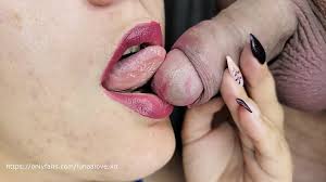 Slow Sloppy Blowjob Pulsating Cum in Mouth - Pulsating Cum of Lucky Dick  Close-up Oral Creampie - Best Blowjob Ever