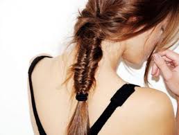 Colora con luminose tonalità rosse i tuoi capelli chiari rivitalizza i tuoi capelli scuri con meravigliosi riflessi scarlatti copre i tuoi capelli bianchi o grigi dona maggiore. Riflessi Rossi Scopri Come Ottenerli Senza Tinta Pourfemme