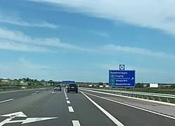 Míg az autópálya lehajtó ágán, ahol kisebb a forgalom és az. M7 Es Autopalya Magyarorszag Wikipedia