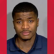 Send in your mailbag questions for tomorrow's episode!! We can't wait to  hear from you 😎