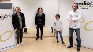 Darin enthalten sind sowohl das erste wie auch die regionalen fernsehprogramme der landesrunkfunkanstalten, die. Unerhort Diskussionsrunde Jugendliche Und Kinder Im Fokus Radiofabrik