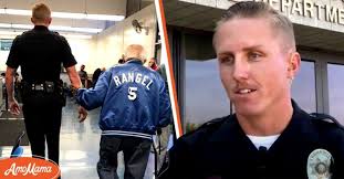 92-Year-Old Man Gets Kicked Out of a Bank, Officer Takes Him by the Hand  and Brings Him Back