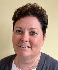 Lori Quist's Instagram, Twitter & Facebook