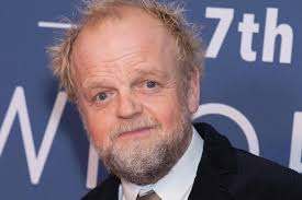 Oxfordshire actors star in new Mr Burton movie out soon