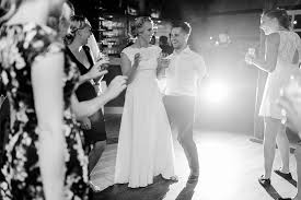 Die visualisierungen zu hotel albus, inh. Sommerliche Scheunenhochzeit Im Hotel Albus In Olpe Stefanie Roth Hochzeitsfotograf Sauerland Oberberg