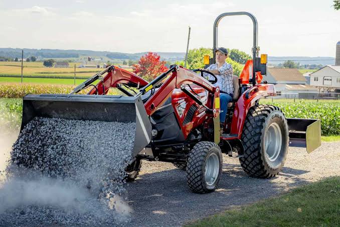 Case IH Farmall 35 Tractor