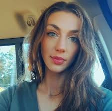 What are some good ways to meet new people and find exciting things to do  in Houma, Louisiana?