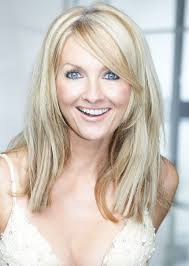 Spätes Outing: Dschungelzicke RAMONA LEIß sagt: Ich habe mir fast ein  ganzes Leben etwas vorgemacht. Denn obwohl ich mit Männern Beziehungen  hatte und einen Sohn bekam, führte ich ein Doppelleben. Seit sie