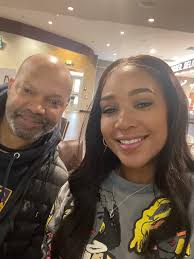 Hi everyone! We are so excited to be celebrating our 5th year anniversary.  Marvin has just been a blessing to me as a wonderful husband and yes I may  just be a