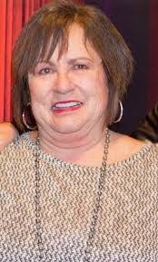 Rebecca Rathbone's Instagram, Twitter & Facebook